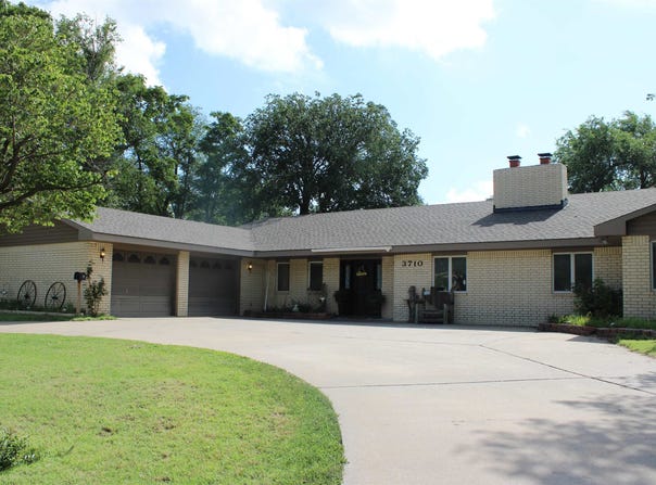 3710 22nd St, Woodward, OK 73801-0000