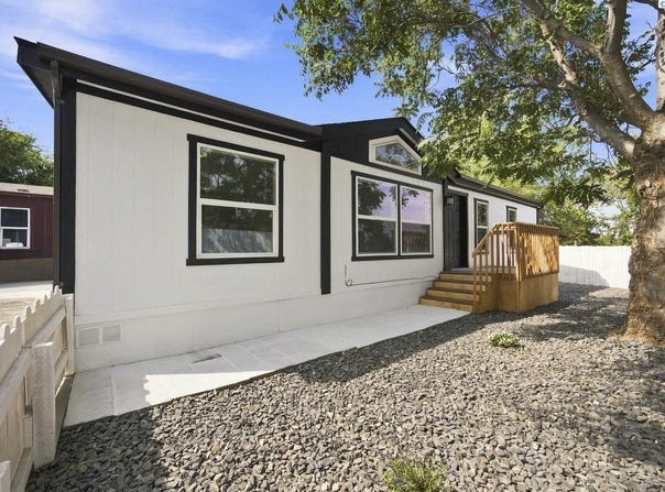 2906 W 7th Ave., Kennewick, WA 99337