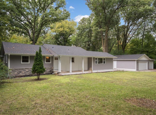 342 Kenmar Circle, Minnetonka, MN 55305