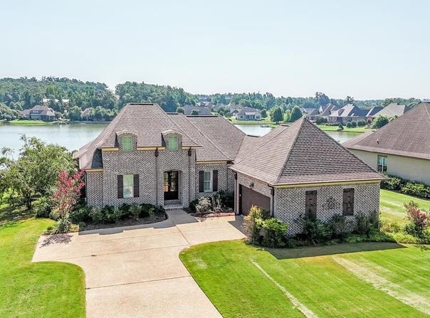 1996 W Wellsgate, OXFORD, MS 38655