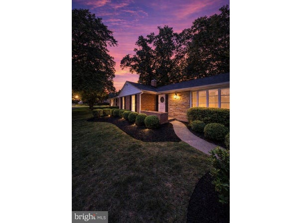 14 THURSTON Drive, UPPER MARLBORO, MD 20774