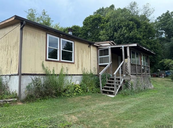 282 North Street, Wood, PA 16694