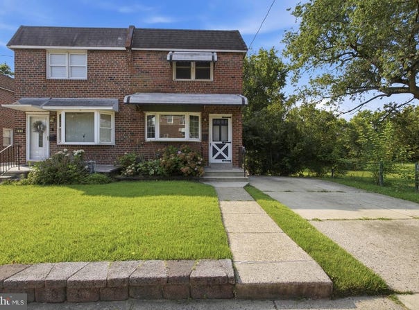 207 S ACADEMY AVE, GLENOLDEN, PA 19036