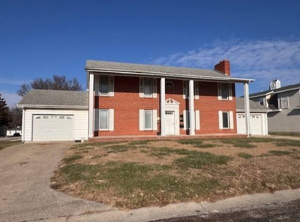 120 W 6th Street, Cameron, MO 64429