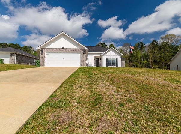 265 Clear View Lane, Nacogdoches, TX 75965