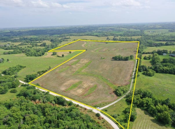 W 247th St, Martinsville, MO 64467