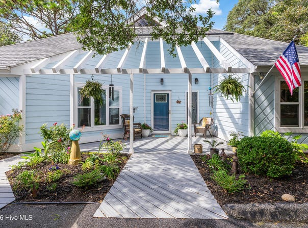 22 Augusta Drive, Oak Island, NC 28465