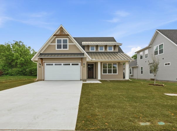 216 Village Way, Argyle, TX 76226
