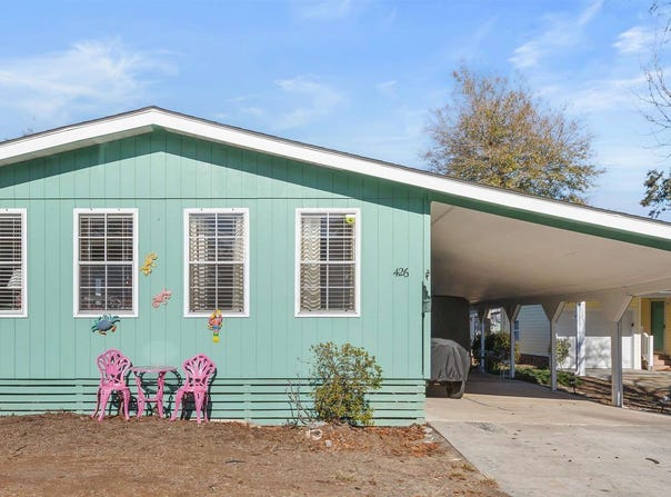 426 Sand Dollar Ct., Surfside Beach, SC 29575