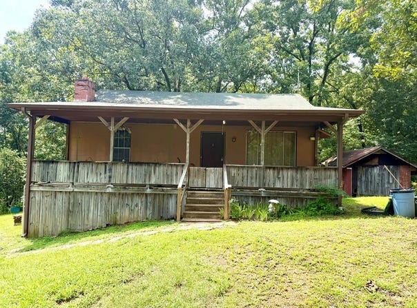 8 County Road 529, COMO, MS 38619