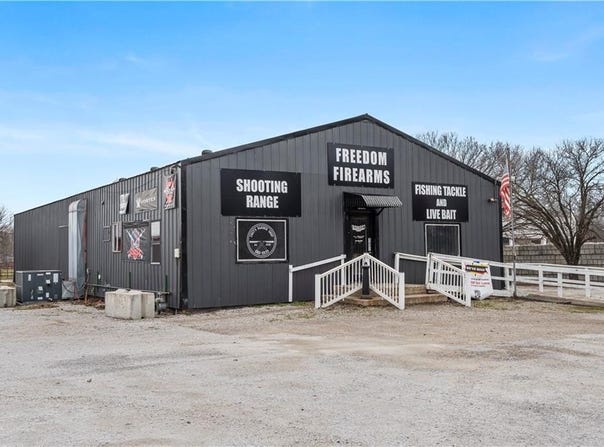 1205 E 12th Street, Lamar, MO 64759