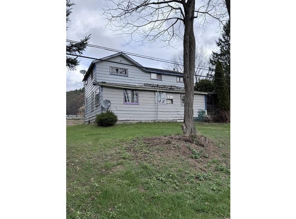 10 Lyman Road, Roulette, PA 16746
