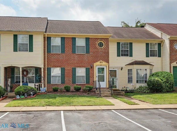 37 S Gawain Way, Hampton, VA 23669