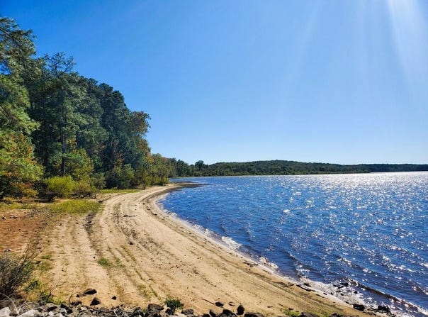 New Hope Rd, BIG SANDY, TN 38221