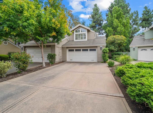 1931 Stratton Cir, Walnut Creek, CA 94598