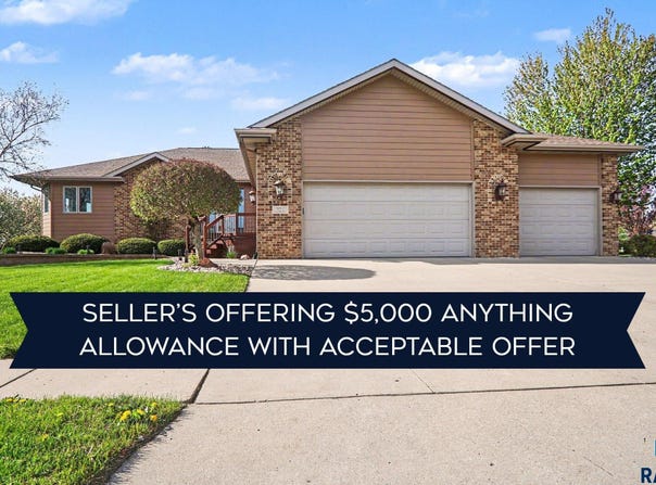 721 Britz Dr, Luverne, MN 56156