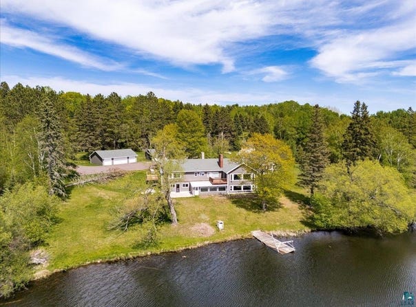 4646 W Pioneer Rd, Duluth, MN 55803