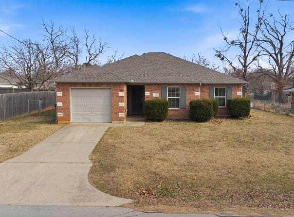 503 Caddell Street, Aubrey, TX 76227