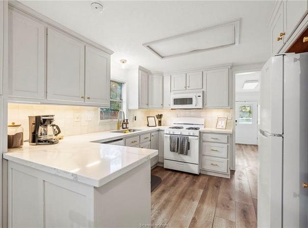 1520 Baker Avenue, Bryan, TX 77803