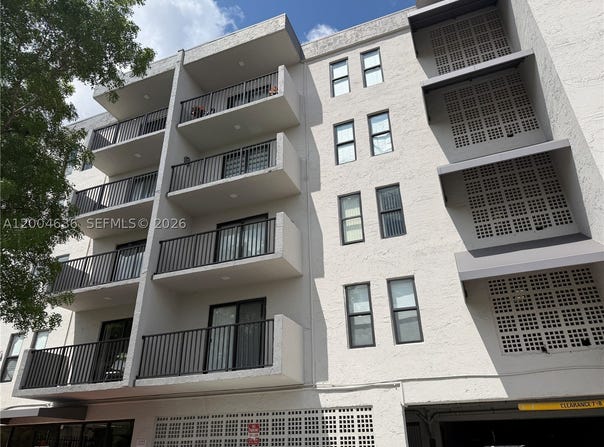 6950 W 6th Ave, Hialeah, FL 33014
