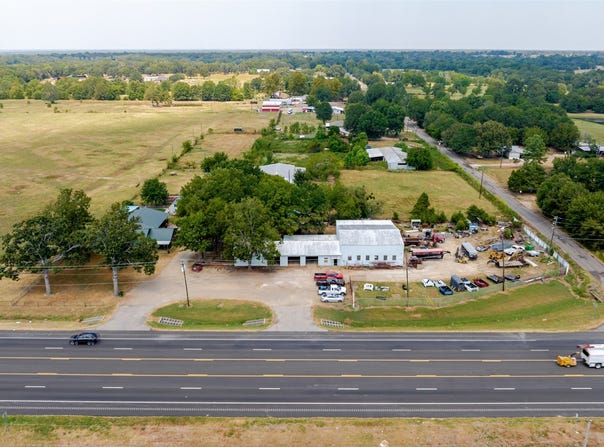 4687 E Highway 82, Paris, TX 75462