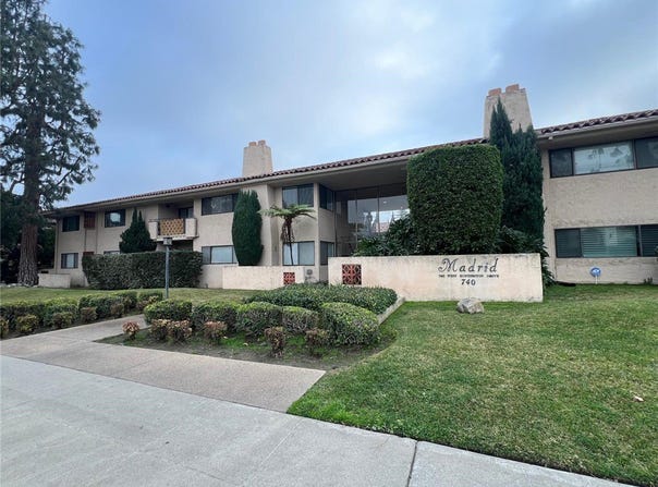 740 W Huntington Drive, Arcadia, CA 91007