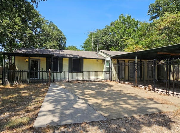 509 Hillcrest Drive, Tool, TX 75143