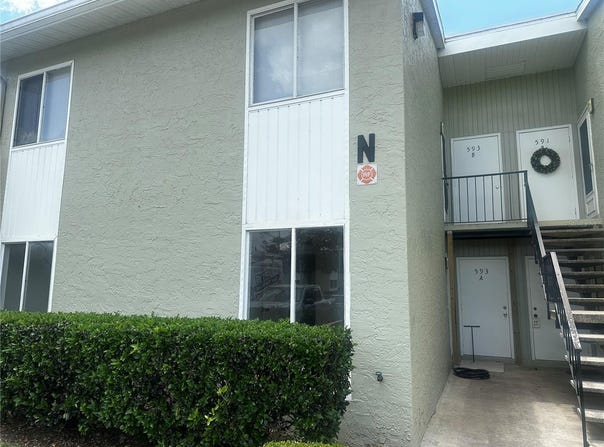 593 FAIRWAYS CIRCLE, OCALA, FL 34472