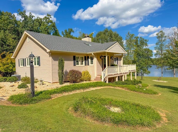 5258 Cottage Road, Blackstone, VA 23824