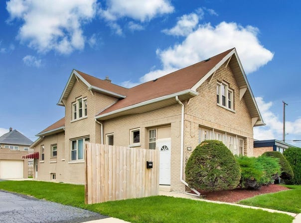 206 25th Avenue, Bellwood, IL 60104