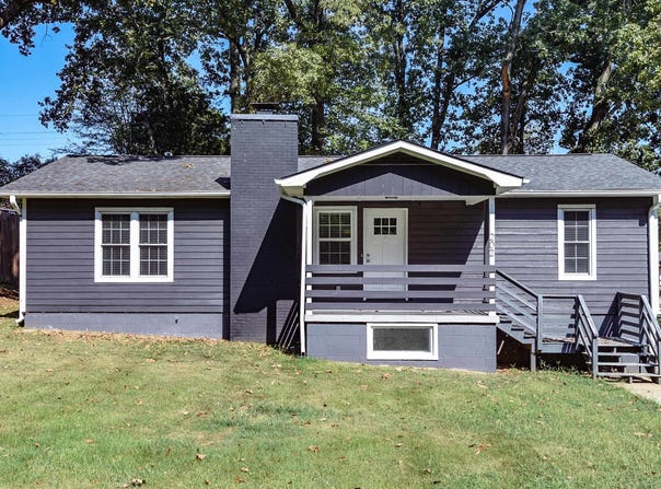 202 Bayless Ave, Florence, AL 35630