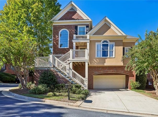 1025 Fairway Estates NE, Atlanta, GA 30319