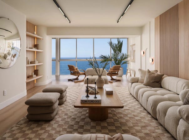 939 Coast, La Jolla, CA 92037