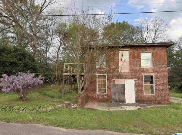 310 BRAKE STREET, WARRIOR, AL 35180