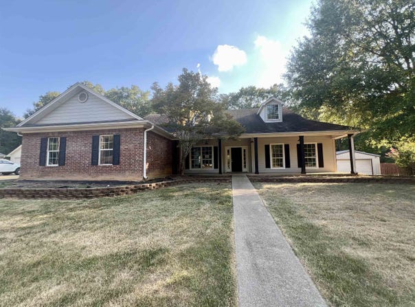 2906 Houston St, Kilgore, TX 75662