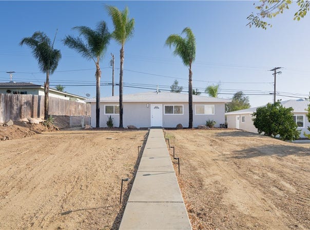 723 Amigos Road, Ramona, CA 92065