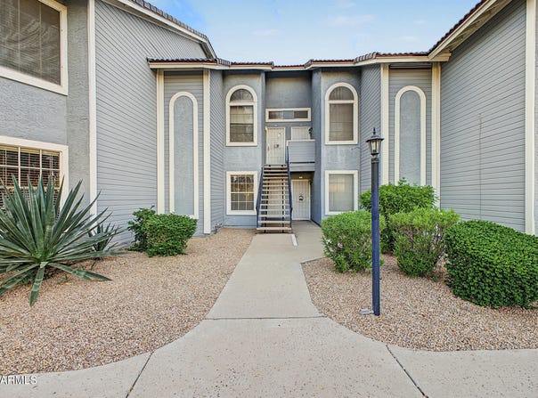 2910 W MARCONI Avenue, Phoenix, AZ 85053