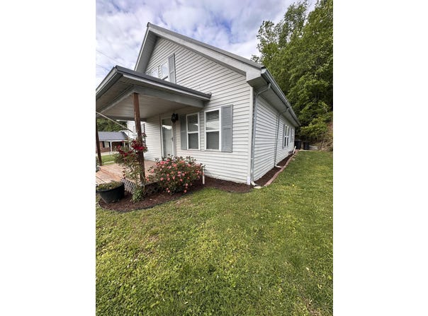 340 N Highland Avenue, Prestonsburg, KY 41653
