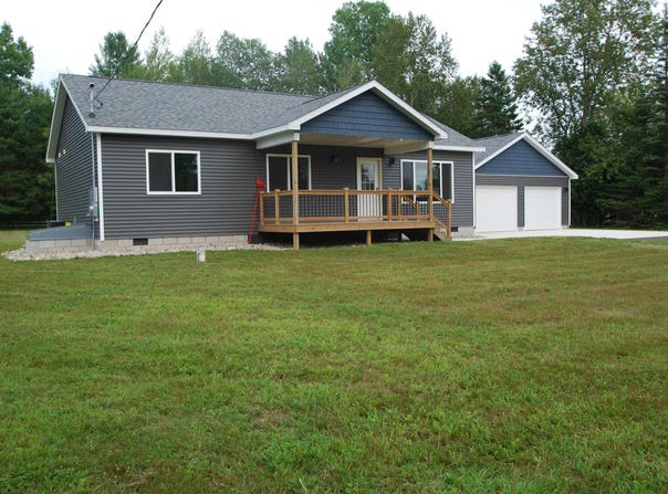 1691 E Brookside Drive, West Branch, MI 48661