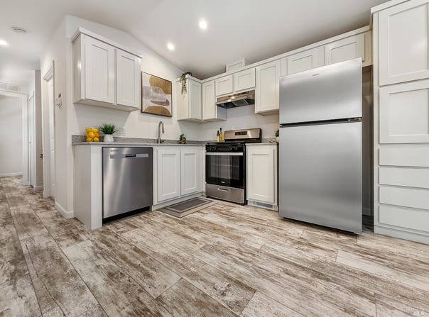 101 Colgan Avenue, Santa Rosa, CA 95404