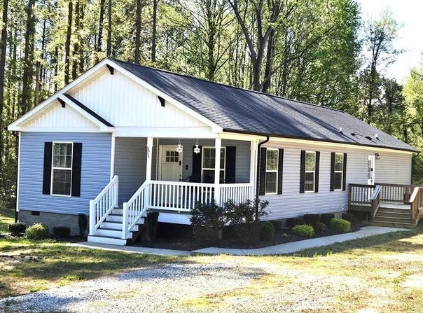 171 WATSON BLVD., Prince Edward, VA 23954