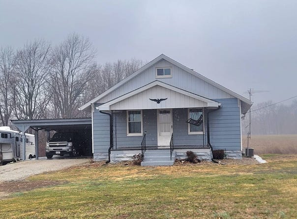 14250 N 800th St, Robinson, IL 62454
