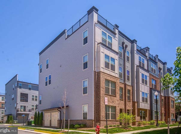 2127 GLACIER Road, HERNDON, VA 20170