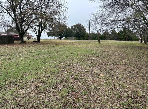 Bryant - Cardinal Lane, Pottsboro, TX 75076