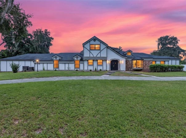 12603 LAKE HILLS Drive, RIVERVIEW, FL 33569