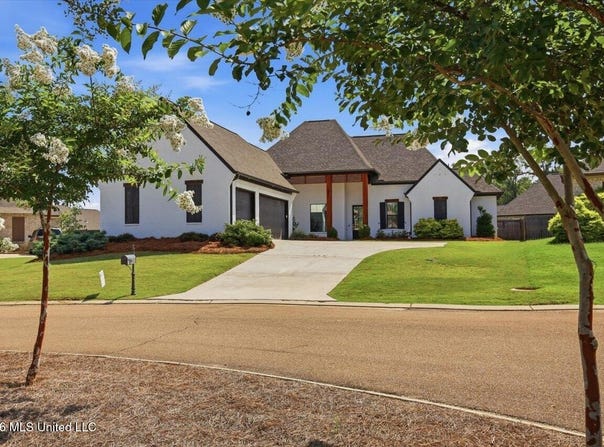 262 Reservoir Way, Brandon, MS 39047
