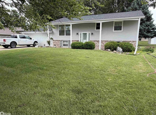 35 Spruce Drive, Eagle Grove, IA 50533