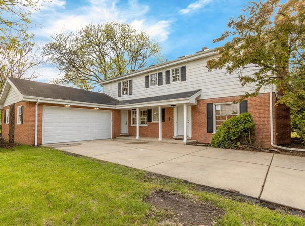 3018 MacFarlane, Flossmoor, IL 60422