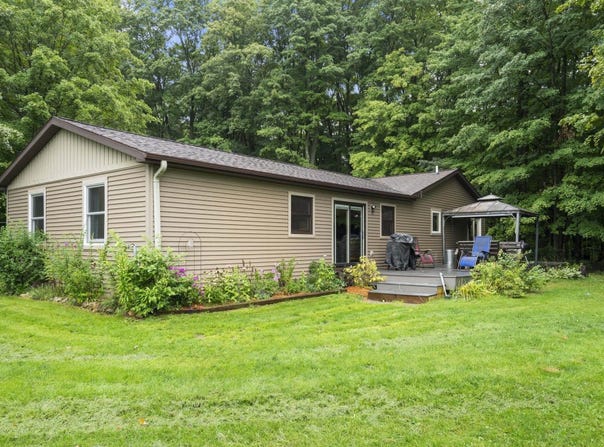 5275 Pierce Road, Kingsley, MI 49649