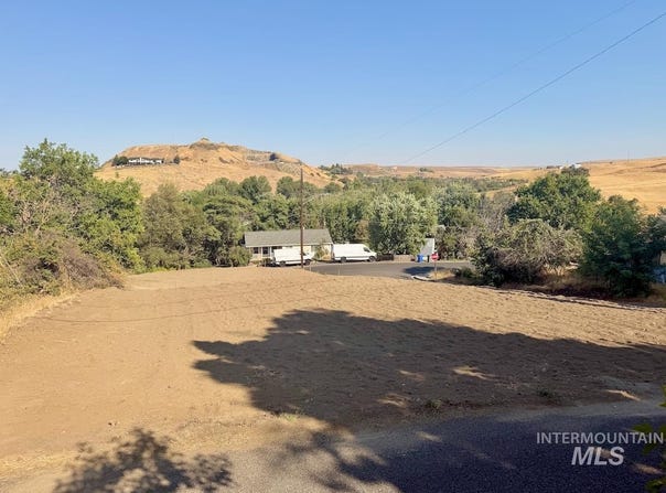 Silcott, Lewiston, ID 83501